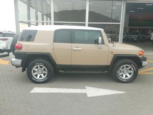 Toyota FJ Cruiser FJ Cruiser - Image 4