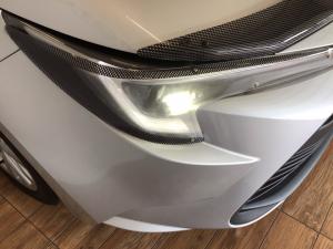 Toyota Corolla 1.8 Hybrid XS - Image 20