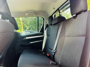 Toyota Hilux 2.8GD-6 double cab 4x4 Raider auto - Image 7