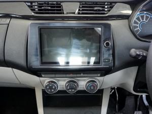 Renault Triber 1.0 Zen - Image 17