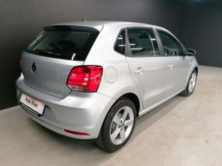 Volkswagen Polo Vivo hatch 1.6 Comfortline auto