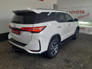 Toyota Fortuner 2.4GD-6 auto - Image 4