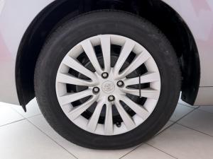 Toyota Starlet 1.4 Xi - Image 14
