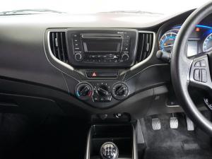 Toyota Starlet 1.4 Xi - Image 18
