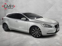 Thumbnail Volvo V40 T4 Elite auto