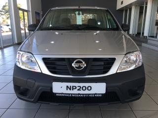 Nissan NP200 1.6i safety pack (aircon)