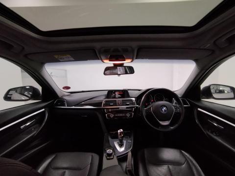 Image BMW 3 Series 318i Luxury Line auto