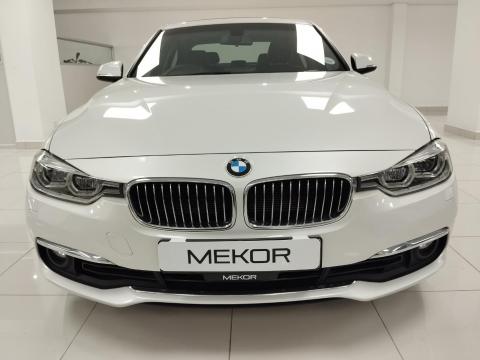 Image BMW 3 Series 318i Luxury Line auto