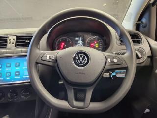 Volkswagen Polo Vivo hatch 1.6 Life