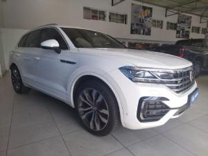 2020 Volkswagen Touareg V6 TDI Executive R-Line