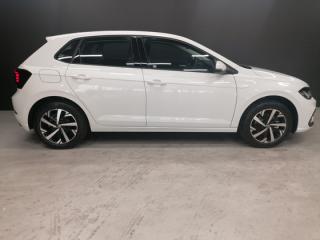 Volkswagen Polo hatch 1.0TSI Life auto