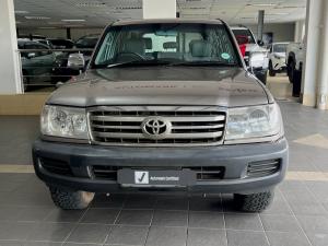 Toyota Land Cruiser 100 GX 4.5P - Image 5