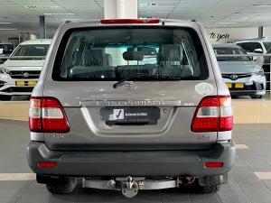 Toyota Land Cruiser 100 GX 4.5P - Image 6