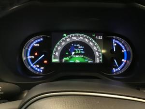 Toyota RAV4 2.5 Hybrid GX-R E-Four - Image 12