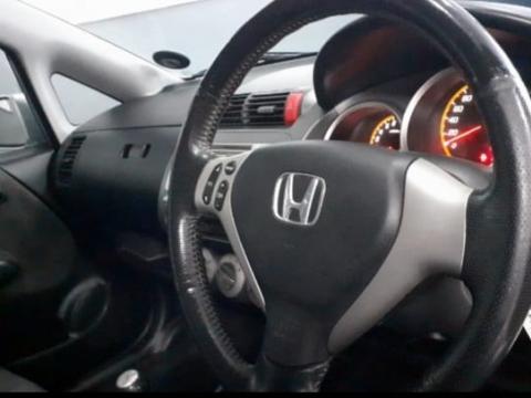 Image Honda Jazz 1.5