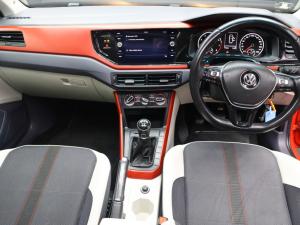 Volkswagen Polo hatch 1.0TSI Comfortline - Image 8