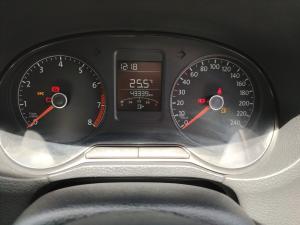 Volkswagen Polo Vivo hatch 1.4 Trendline - Image 10
