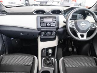 Nissan Magnite 1.0 Visia auto