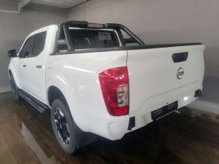 Nissan Navara 2.5DDTi double cab XE