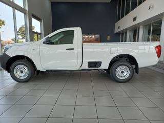 Nissan Navara 2.5DDTi single cab XE