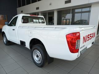 Nissan Navara 2.5DDTi single cab XE