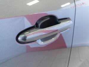 Toyota RAV4 2.0 GX-R AWD - Image 10