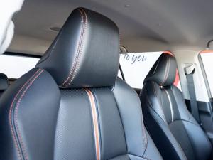 Toyota RAV4 2.0 GX-R AWD - Image 18