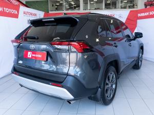 Toyota RAV4 2.0 GX-R AWD - Image 2