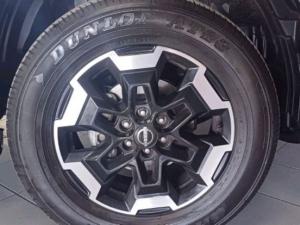Nissan Navara 2.5DDTi double cab LE Plus - Image 9