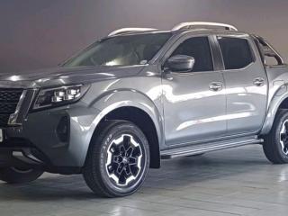 Nissan Navara 2.5DDTi double cab LE Plus