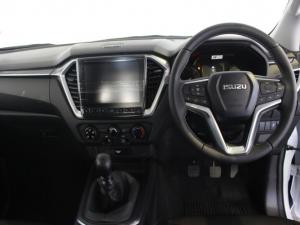 Isuzu D-Max 1.9TD double cab LS auto - Image 5