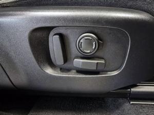 Land Rover Discovery Sport D180 R-Dynamic HSE - Image 32