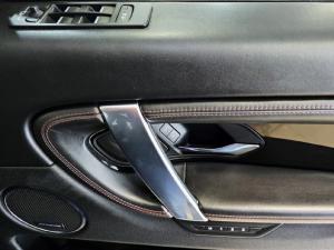 Land Rover Discovery Sport D180 R-Dynamic HSE - Image 33