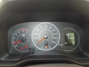 Toyota Quantum 2.8 SLWB bus 14-seater GL manual - Image 8