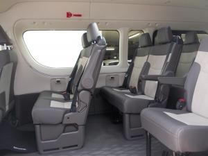 Toyota Quantum 2.8 SLWB bus 14-seater GL manual - Image 9