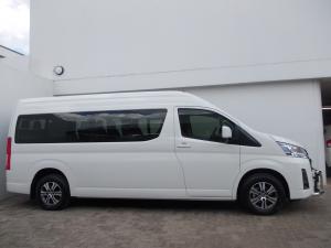 Toyota Quantum 2.8 SLWB bus 14-seater GL manual - Image 3