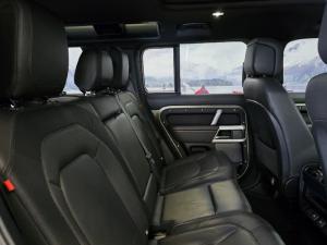 Land Rover Defender 110 D300 X-Dynamic HSE - Image 10