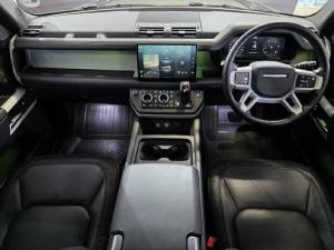 Land Rover Defender 110 D300 X-Dynamic HSE - Image 11