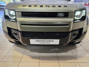 Land Rover Defender 110 D300 X-Dynamic HSE - Image 16
