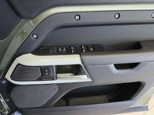 Land Rover Defender 110 D300 X-Dynamic HSE - Image 31