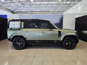 Land Rover Defender 110 D300 X-Dynamic HSE - Image 9