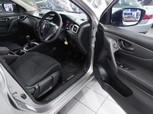 Nissan Qashqai 1.2T Visia - Image 11