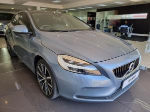 2019 Volvo V40 D3 Momentum