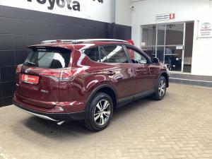 Toyota RAV4 2.0 GX auto - Image 2