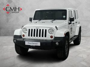 2013 Jeep Wrangler Unlimited 3.6L Polar Edition