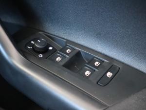 Volkswagen Polo hatch 1.0TSI Life auto - Image 18