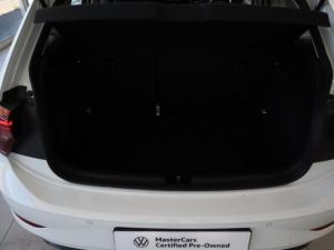 Volkswagen Polo hatch 1.0TSI Life auto - Image 22