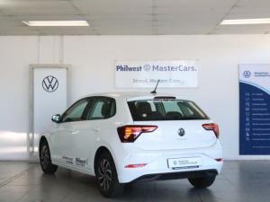 Volkswagen Polo hatch 1.0TSI Life auto - Image 3