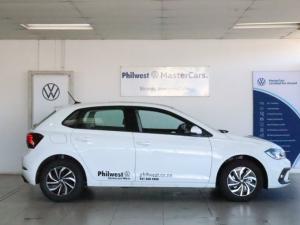 Volkswagen Polo hatch 1.0TSI Life auto - Image 6