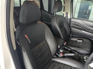 Nissan Navara 2.5DDTi double cab PRO-4X 4x4